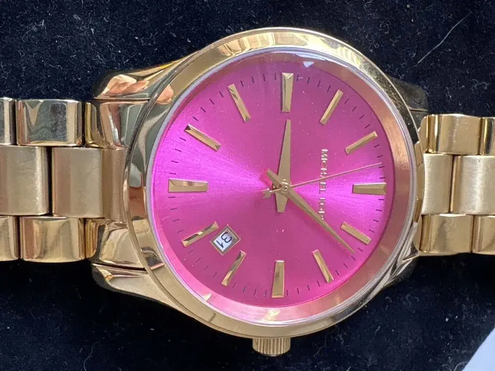 Michael Kors MK5801 Runway Gold Tone Stainless Steel Pink Dial Watch